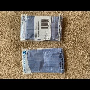 Disposable facemasks